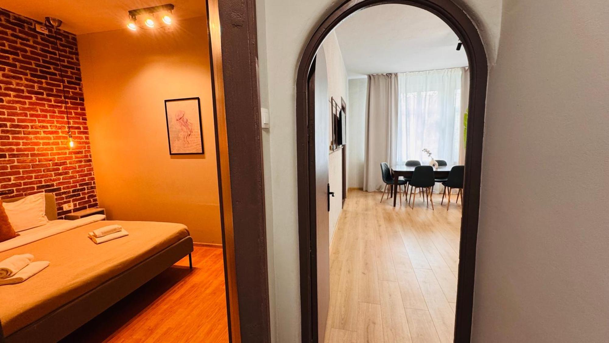 Ideal Home - Spacious & Modern Accommodation Near Unirii Square Bükreş Oda fotoğraf