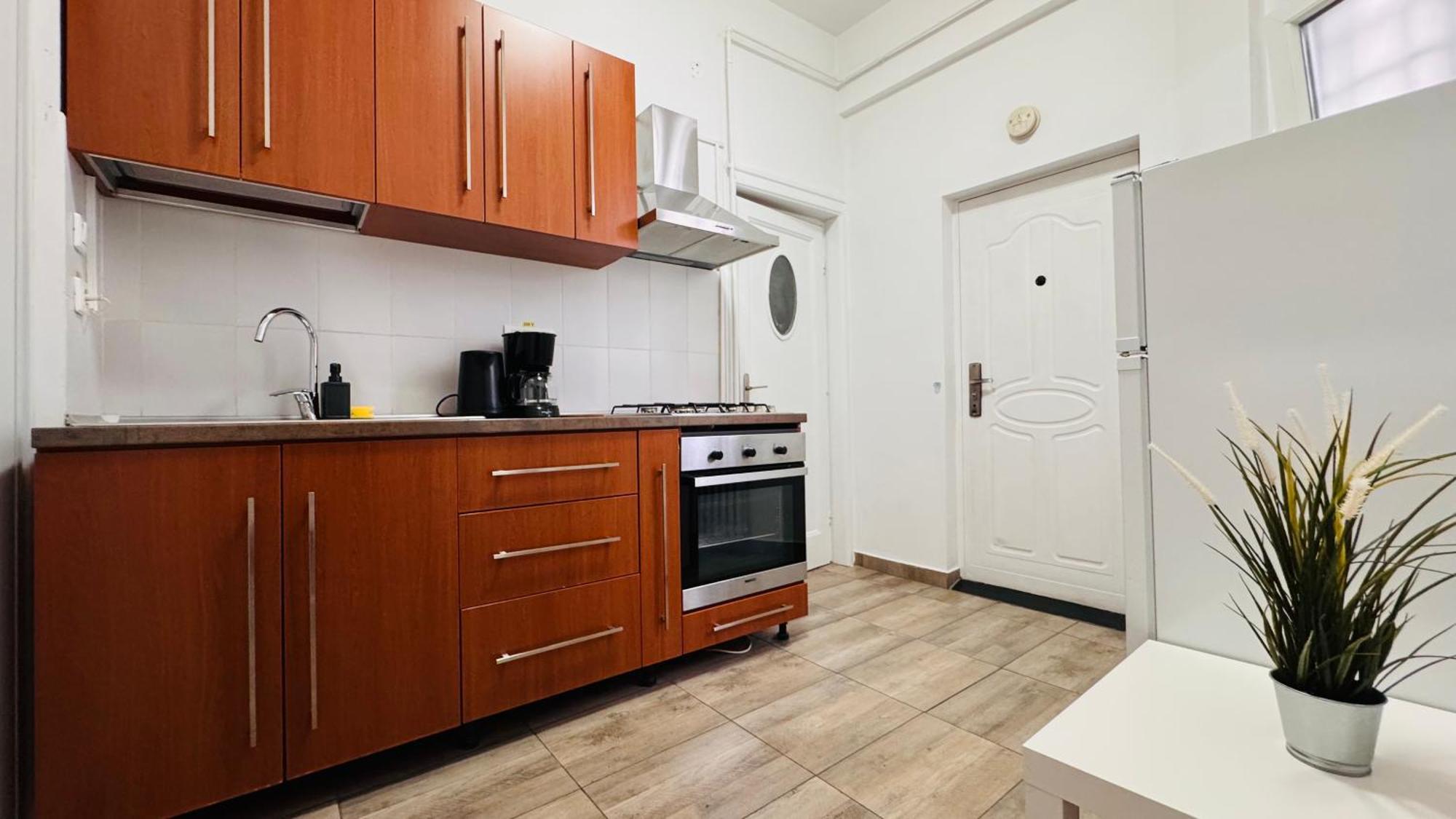 Ideal Home - Spacious & Modern Accommodation Near Unirii Square Bükreş Oda fotoğraf